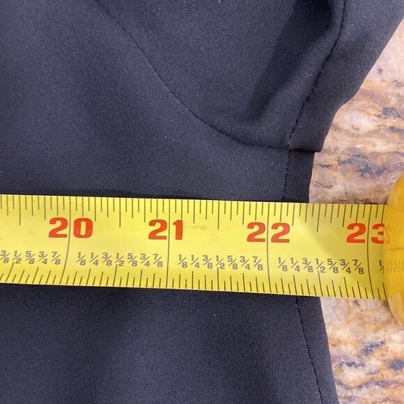 Catherine Bacon Bergdorf Goodman black silk hi low long sleeve blouse sz XS/S - Picture 7 of 8